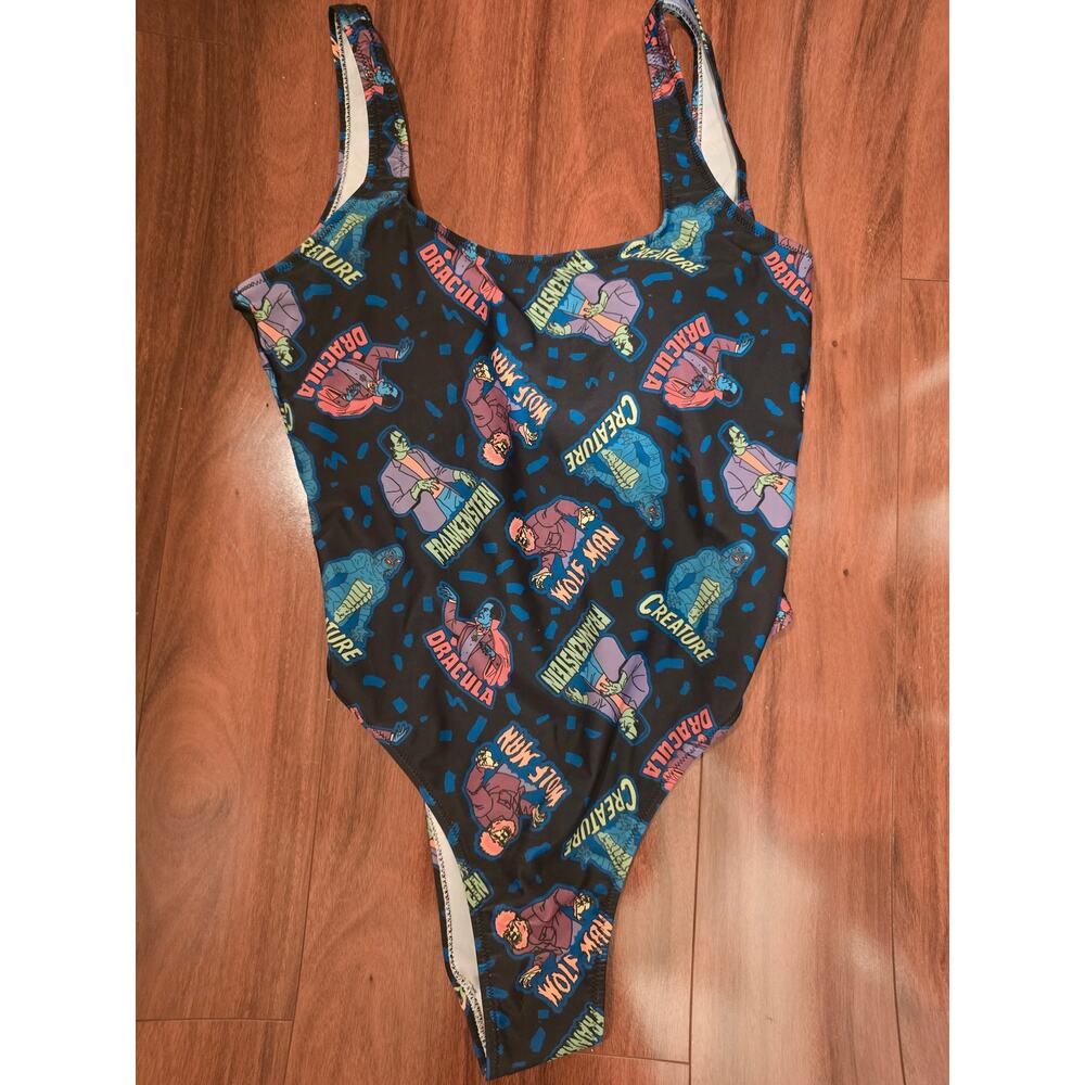 Cakeworthy Universal Monsters AOP Swimsuit NWT Size XL